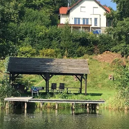The Dutchman Bed & Breakfast *