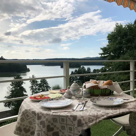 The Dutchman Bed & Breakfast